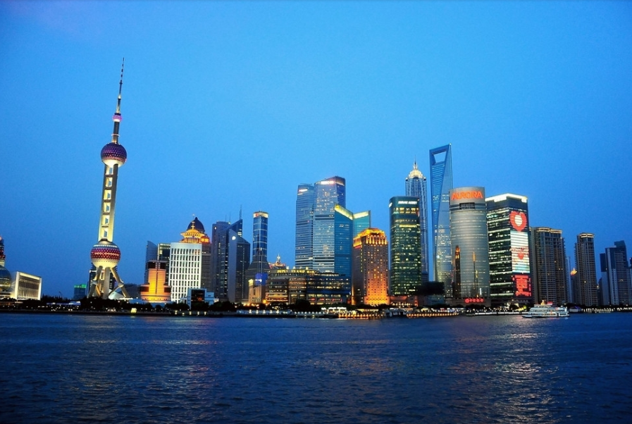 【顶住压力，稳中向前】上海经济实力实现“三个跃升”